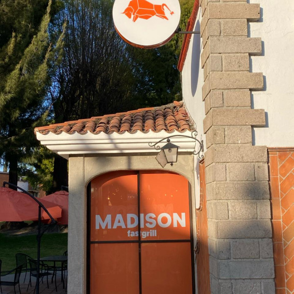 Madison Fast Grill, UDLAP Puebla